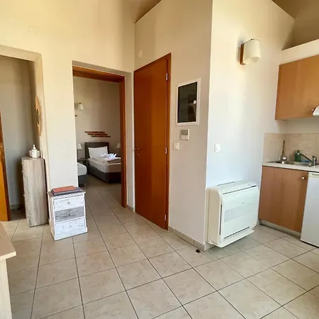 Odyssey Studios Apartment *