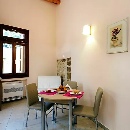 Apartment Odyssey Studios Chania (Crete)
