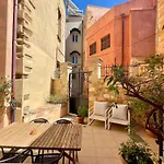 Odyssey Apartamento *